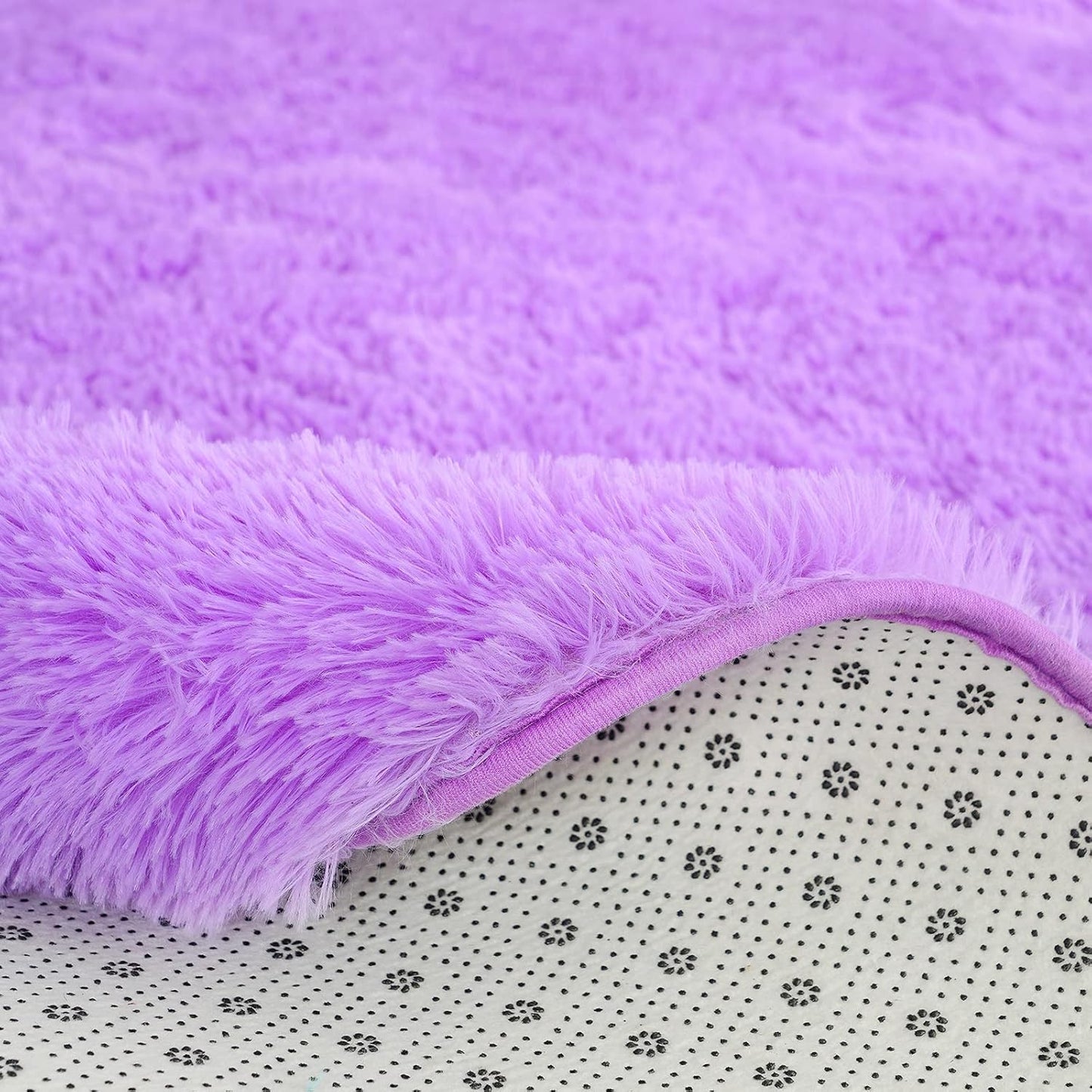 Fluffy round Rug for Kids Room, Soft Circle Area Rugs for Girls Bedroom, Cute Princess Castle Nursery Rug Shaggy Circular Carpet for Teens Girls Baby Bedroom Home Decor, 5 X 5 Feet Purple