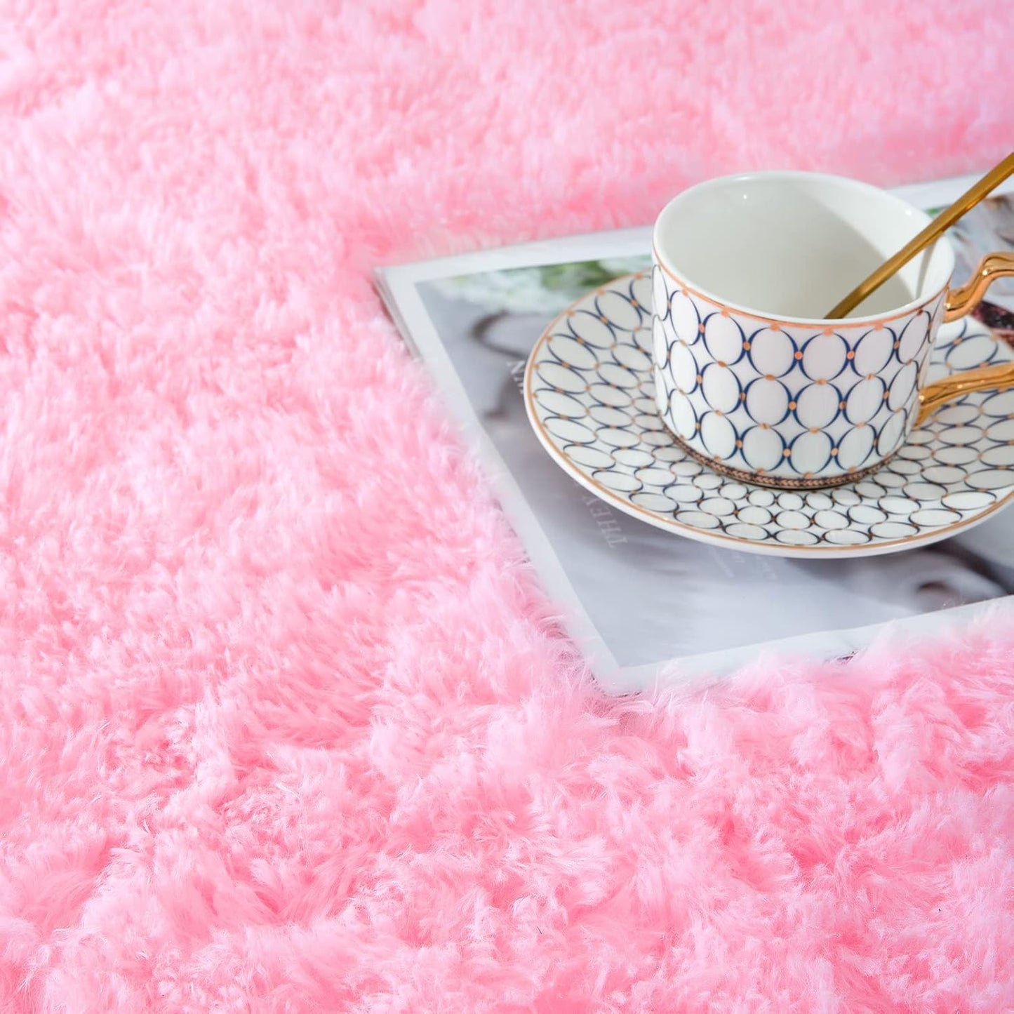 Fluffy Area Rugs for Bedroom, Soft Shaggy Rug for Living Room, Nursery Indoor Rugs Plush Floor Carpet Non-Slip Furry Play Mat for Kids Girls Room Modern Home Decor, 4 X 5.3 Feet Pink