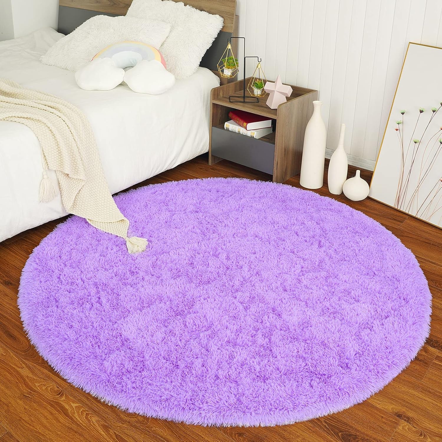 Fluffy round Rug for Kids Room, Soft Circle Area Rugs for Girls Bedroom, Cute Princess Castle Nursery Rug Shaggy Circular Carpet for Teens Girls Baby Bedroom Home Decor, 5 X 5 Feet Purple